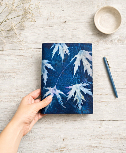 Blue white leaf - &,